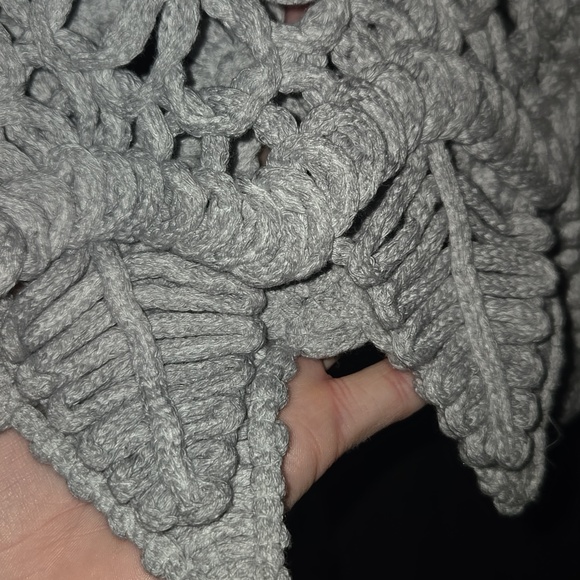 POL Gray Crochet Crop Tank with Scoop Neck - Picture 4 of 7